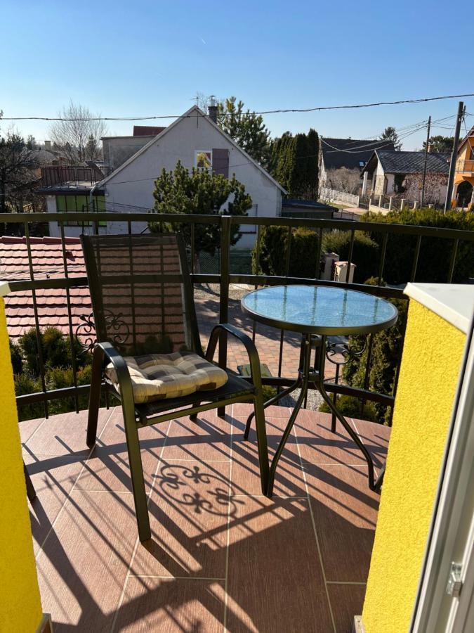Csikos Apartman Gyenesdiás Zewnętrze zdjęcie