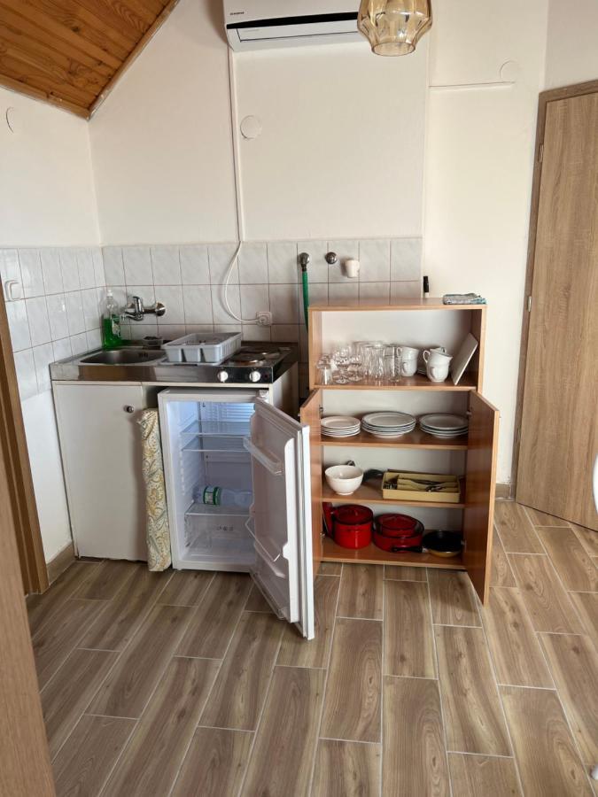 Csikos Apartman Gyenesdiás Zewnętrze zdjęcie