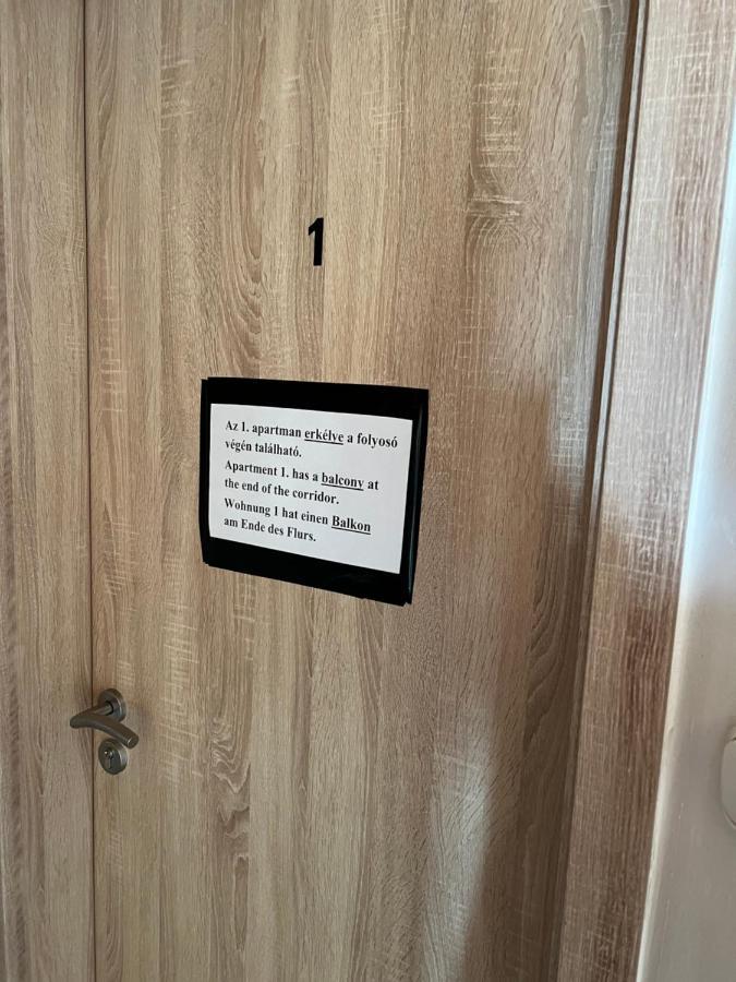Csikos Apartman Gyenesdiás Zewnętrze zdjęcie