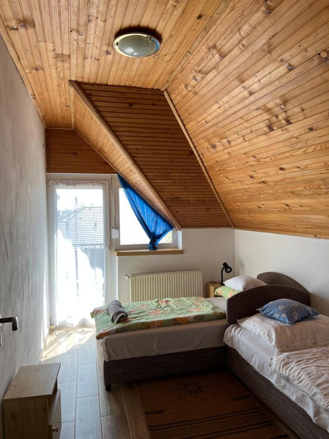 Csikos Apartman Gyenesdiás Zewnętrze zdjęcie